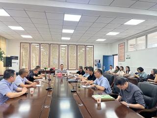 张诚岗一行到蓬溪中学进行名教师和名师工..
